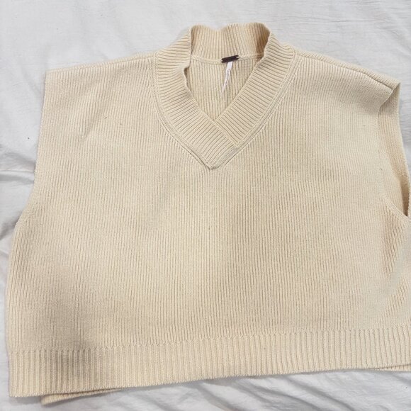 Free People Easy Street Vest – Cream – Size M – Gently Worn - Picture 3 of 4